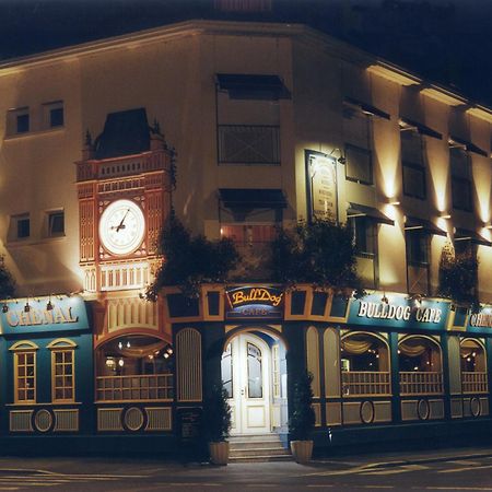 Chenal Hotel Beauvais Esterno foto