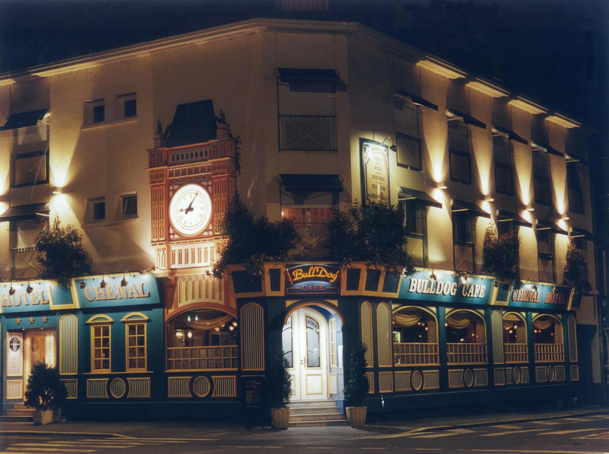 Chenal Hotel Beauvais Esterno foto